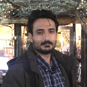 فرزام عمویان